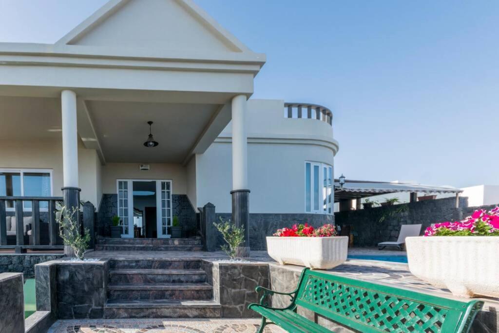 Casa Villa Portuguesa (piscina climatizada) Tahiche Exterior foto
